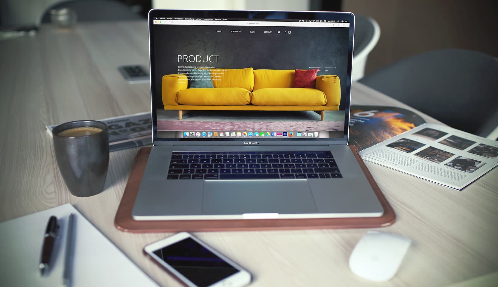 Desktop workspace used to prepare an online campaign
